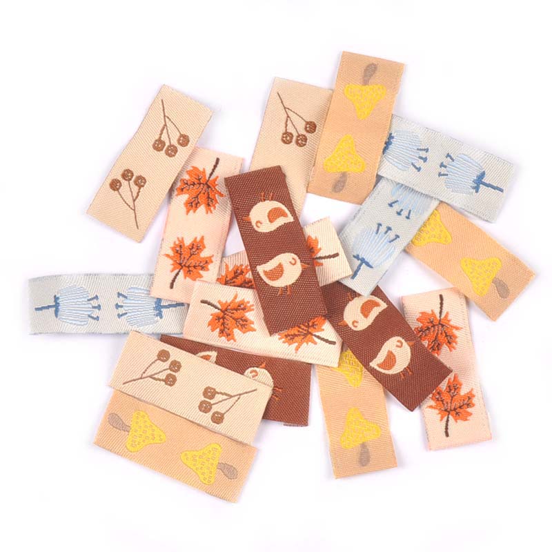 Baby Clothing Labels - Étiquettes lavables brodées en érable/champignon, 50